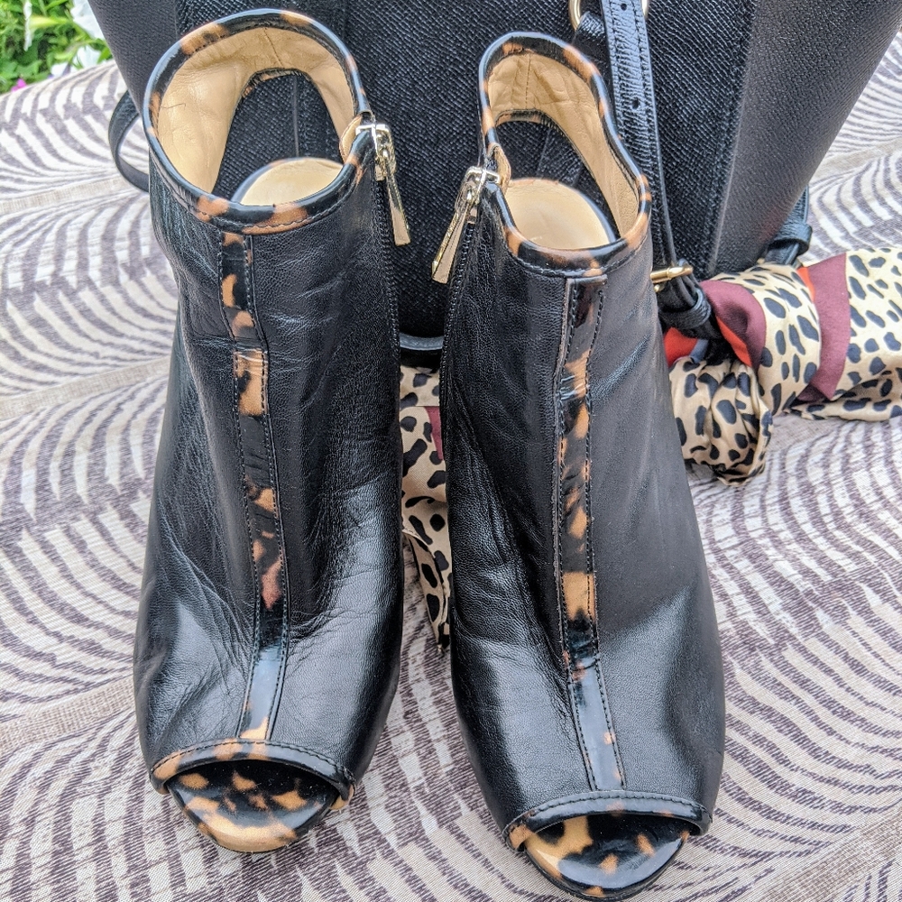SOLD Ann Taylor peep toes, black/tortoiseshell - Picture 7 of 13